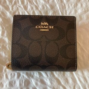 Coach Wallet Signature Monogram